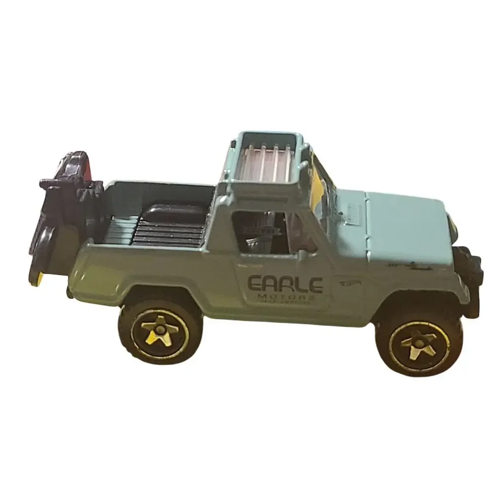 Hot Wheels '67 Jeepster Commando 